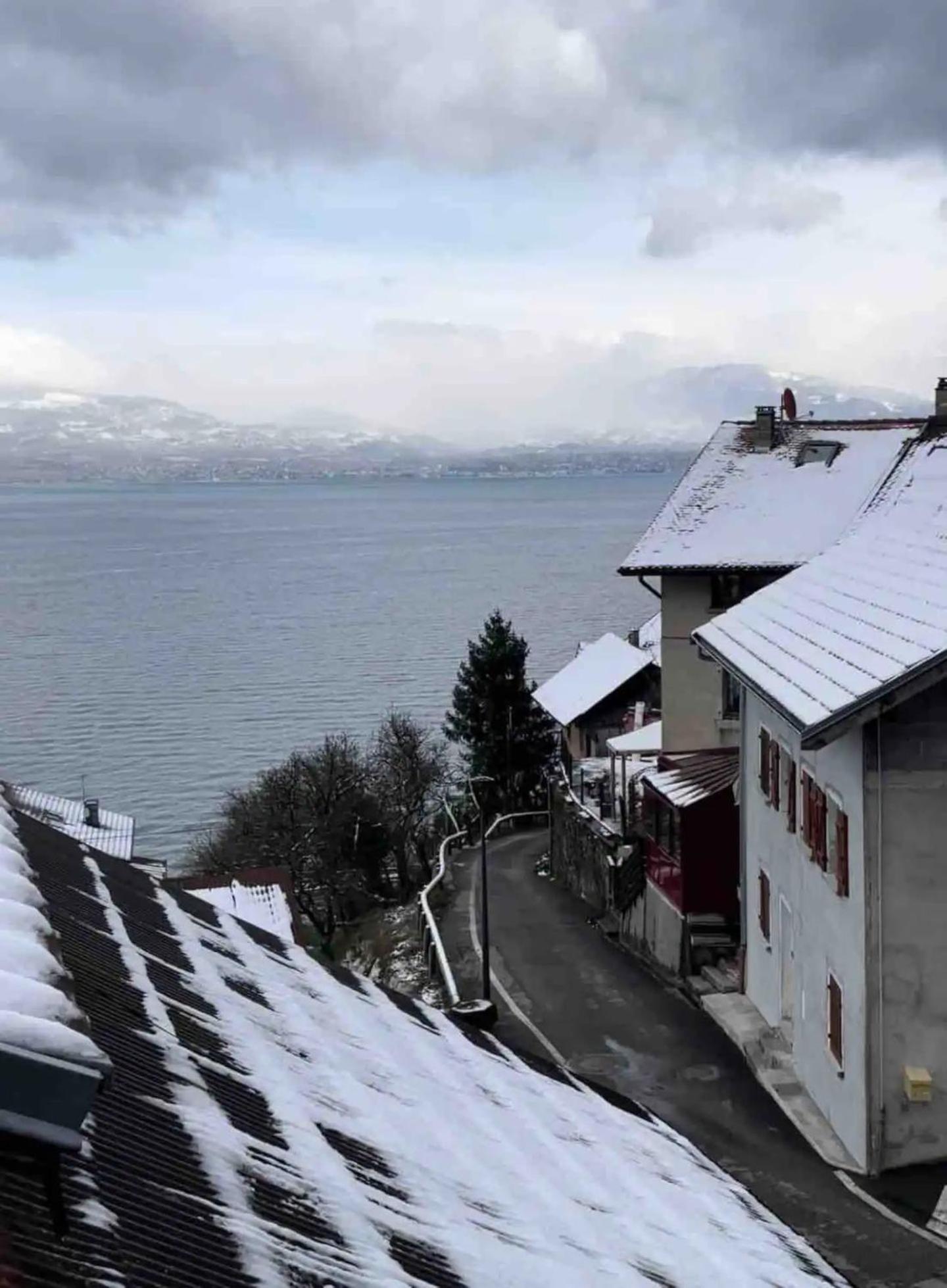 Chez Malou & Hugo Vue Lac Proche Suisse & Stations ! サン・ジャンゴルフ エクステリア 写真